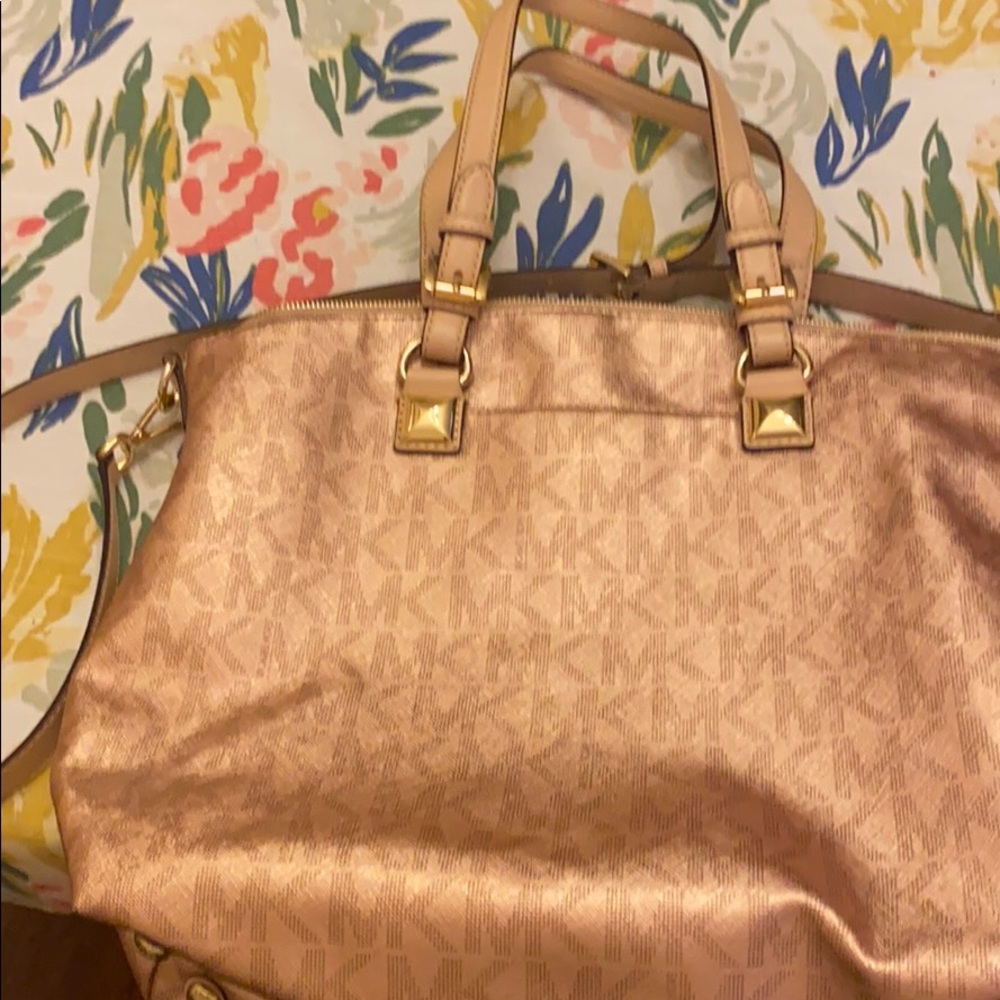 Michael Kors Satchel Crossbody Bag - Rose Gold